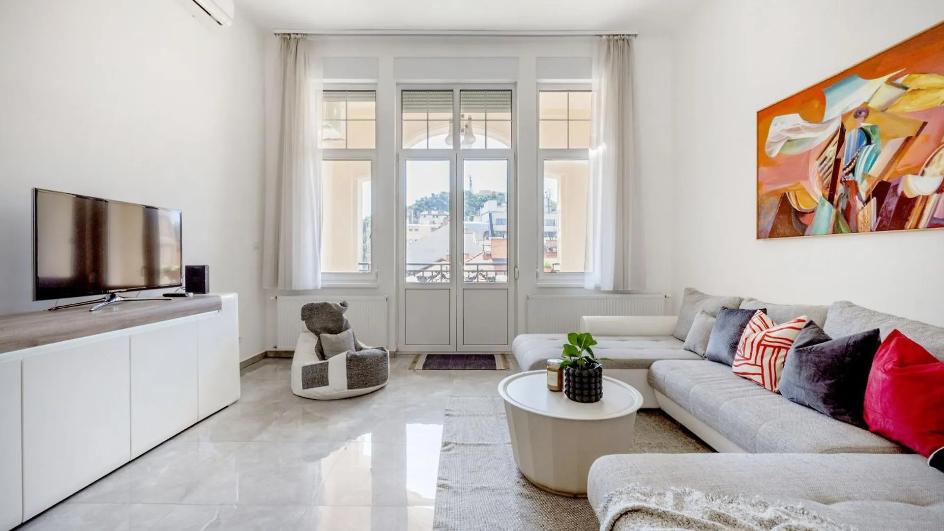 Walk To Vaci Street - Live In Lux Designer Apt Budapest