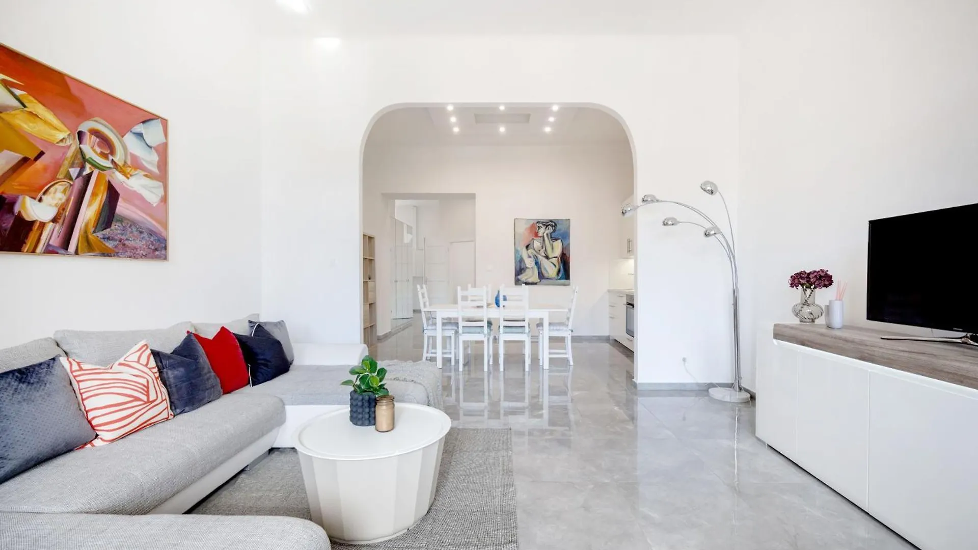 Walk To Vaci Street - Live In Lux Designer Apt Budapest Apartment