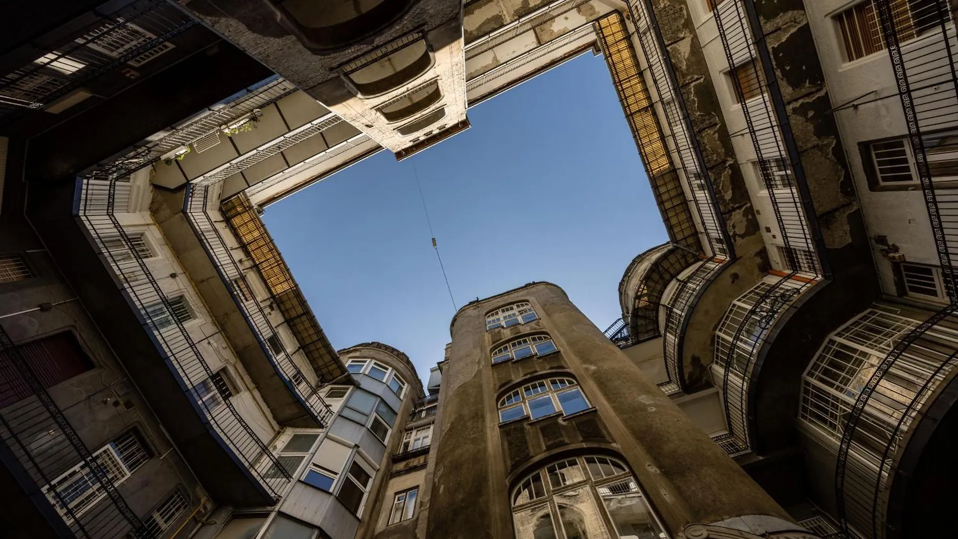 Walk To Vaci Street - Live In Lux Designer Apt Budapest